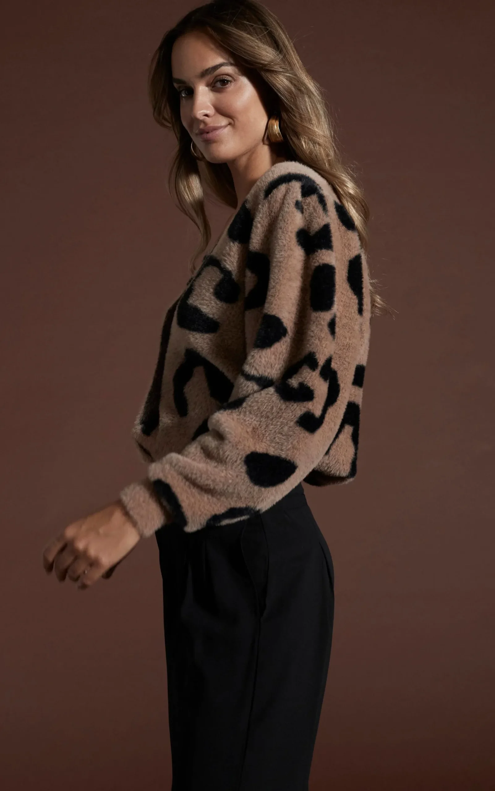 Bambino Cardigan In Black On Mocha Leopard